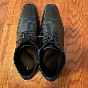 Men dress shoes